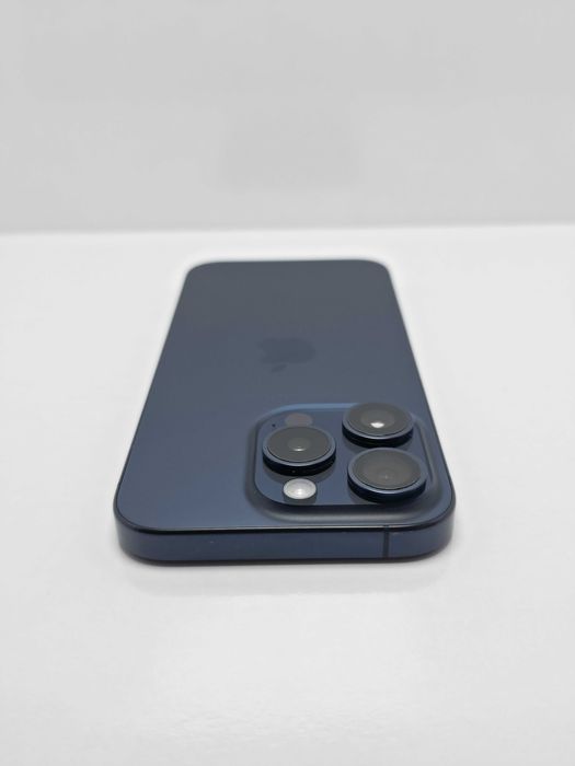iPhone 15 Pro 128GB Titanium Blue