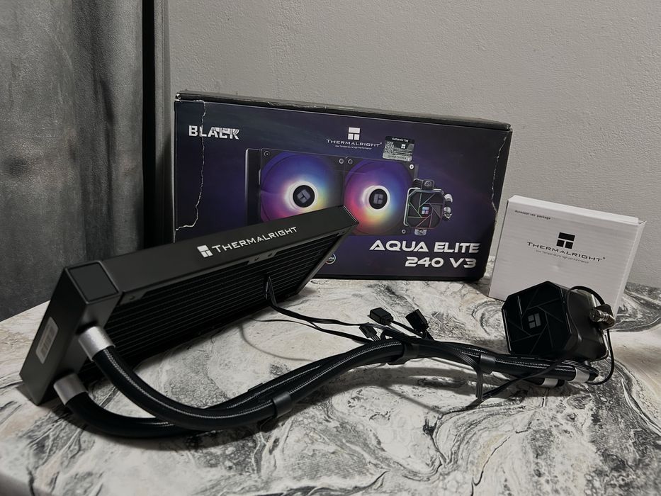 Răcire lichidă Thermalright Aqua Elite 240 V3 (ARGB)