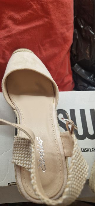 Летни еспадрилки