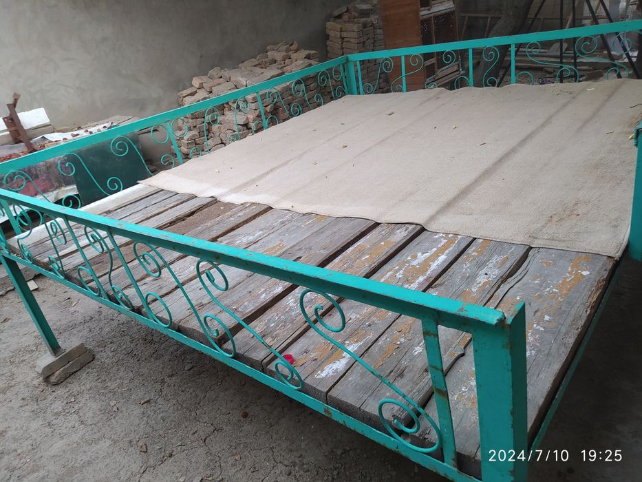 Temir tapchan karavat