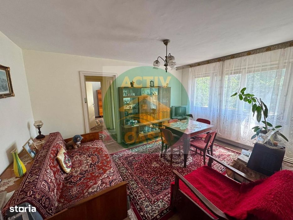 Apartament 2 camere, zona Smirodava, etaj intermediar