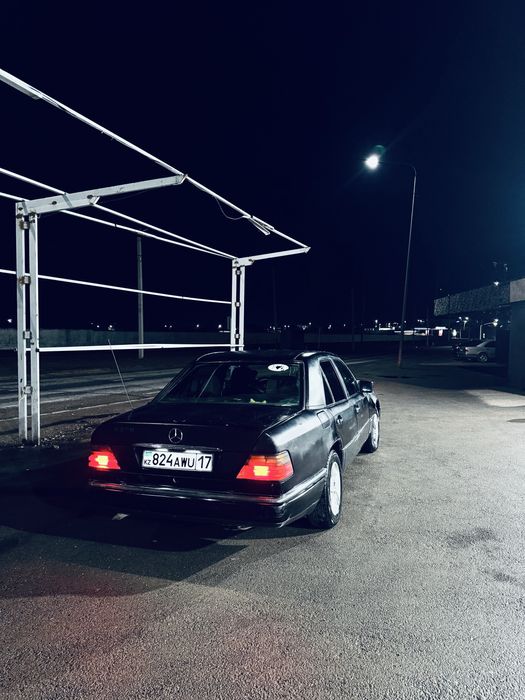 Мерседес 124 2.2