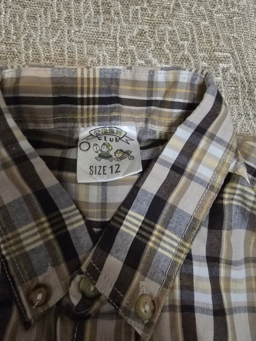 Camasi copii, marime 12, 14 ani, marime M, 3 camasi- 30 lei.