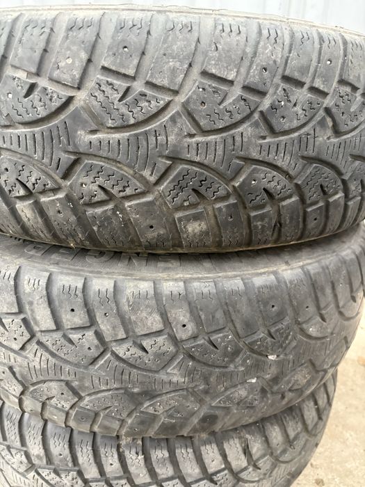 Шины зимние пара. 185и70яуу14