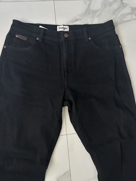 Нови оригинални мъжки дънки Wrangler размер 36