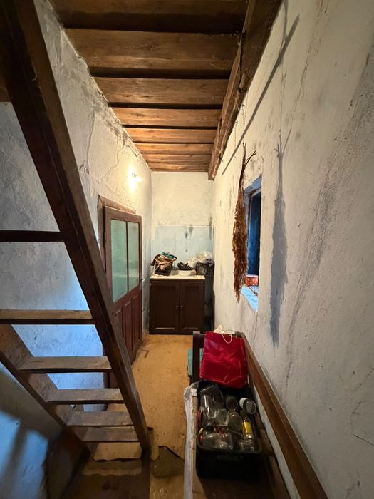 Casa de vănzare la țara