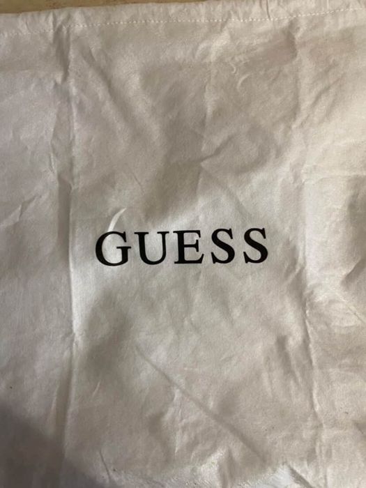 Чанти Guess,Moschino