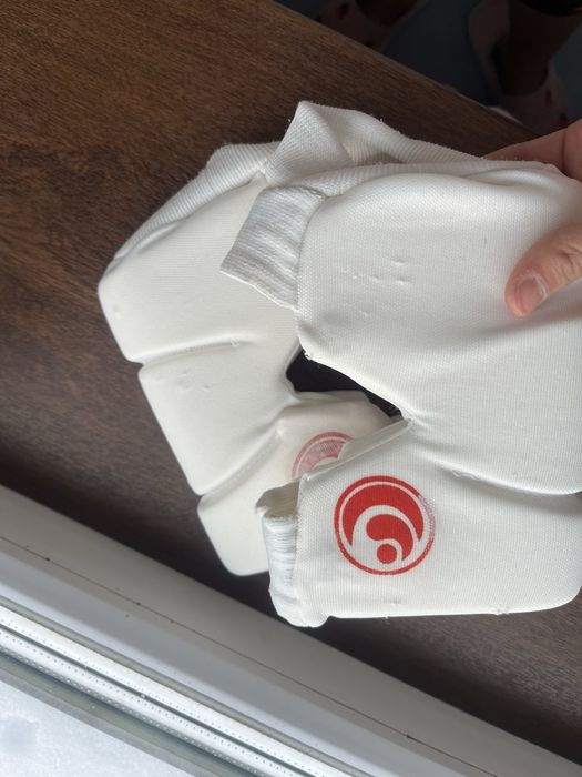 Срочно продаем Кимано для карате 9-10 лет