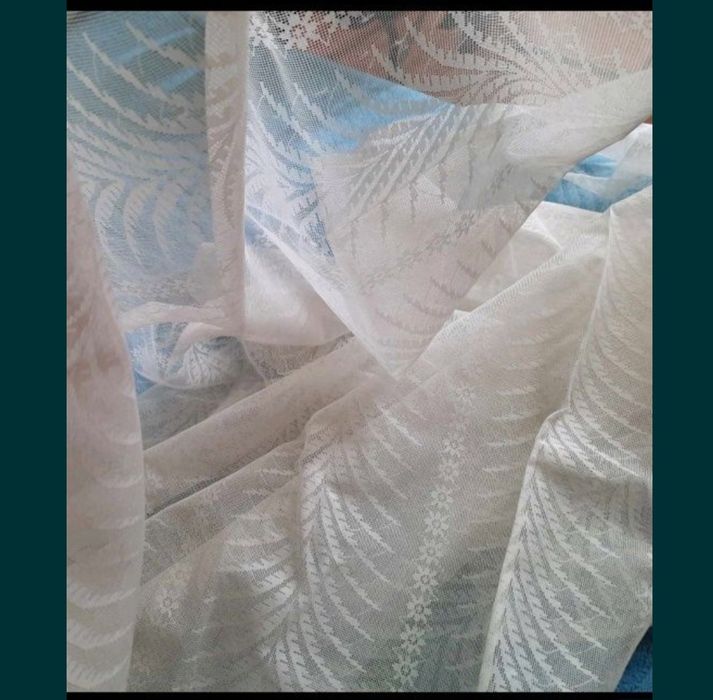 Oglindă cu noptieră (plus alte detalii)