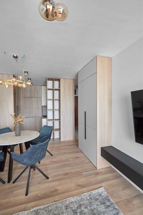 Дава се под наем Двустаен апартамент в София, Банишора - 80 кв.м за 448.8 € - Снимка #2