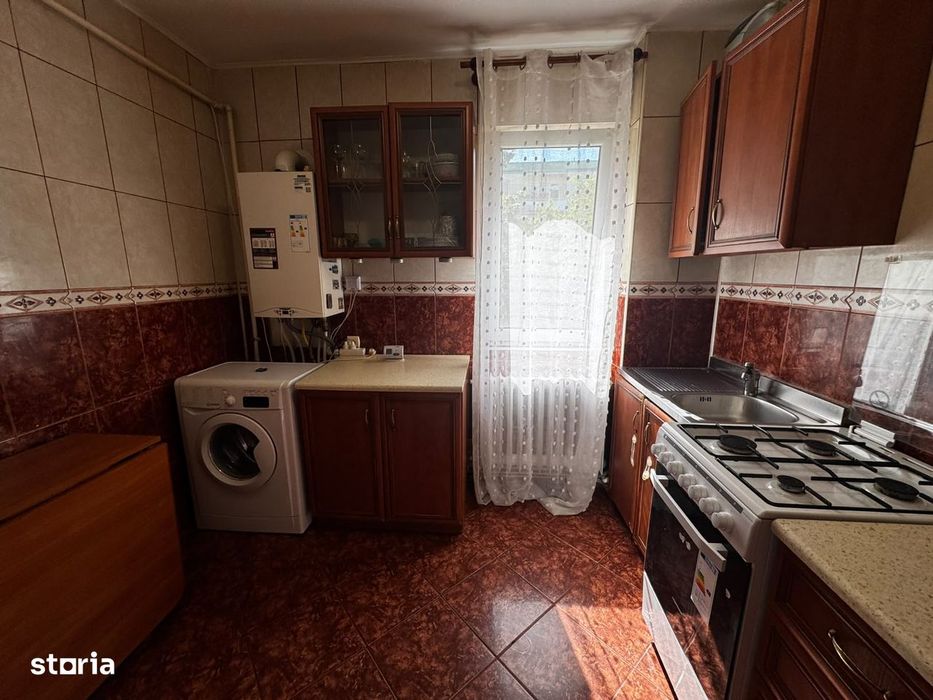 Apartament cu 3 camere Podu Ros Blvd. Primaverii