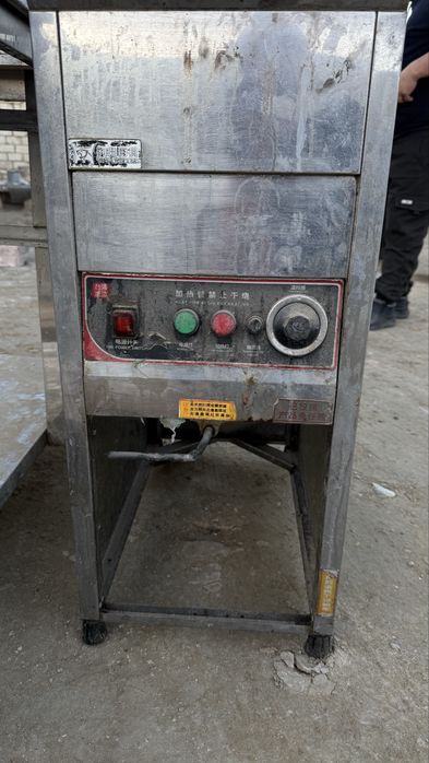 Холодилники продается