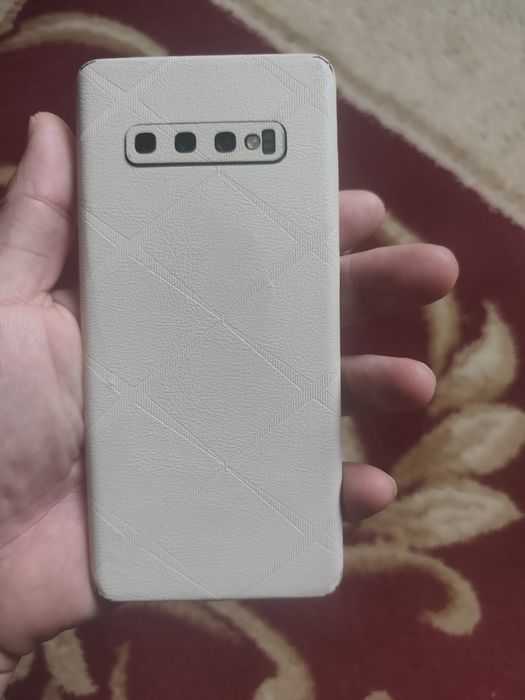 Samsung S10+ 8/128gb