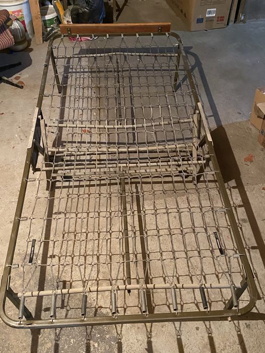 Металлическая кровать (складная)