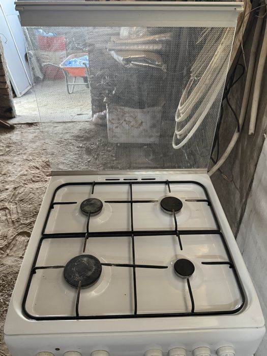Газ плита Indesit