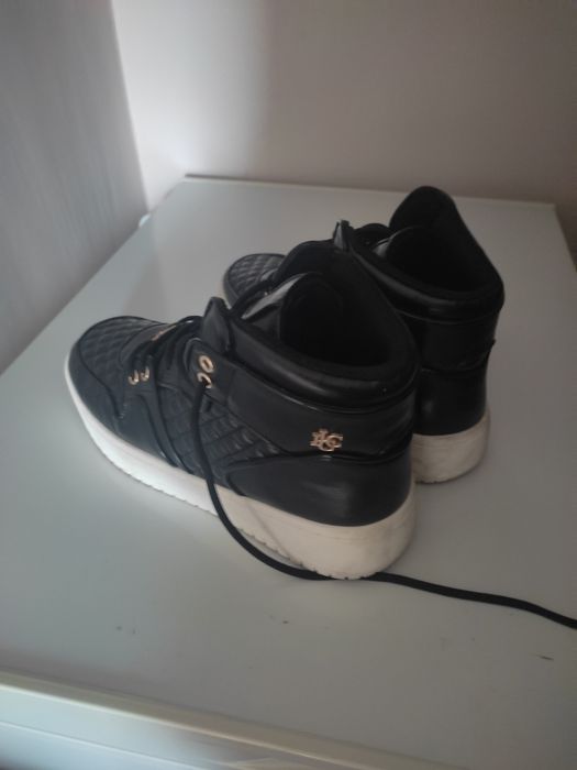 Нови мъжки боти кец