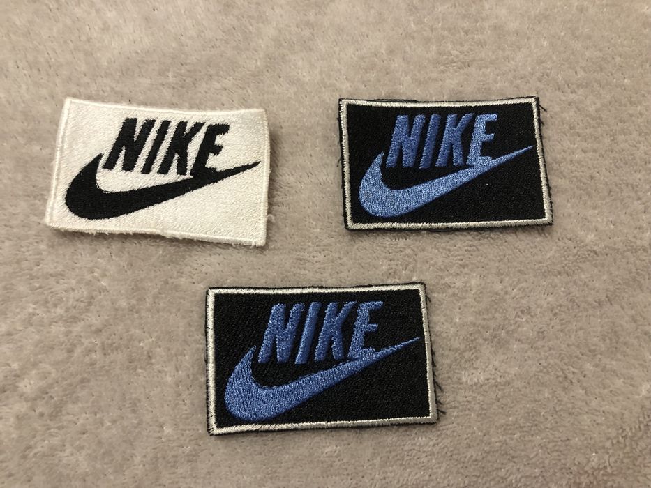 Patch-uri diverse/broderii (Adidas, Levi’s, Nike, Bella Ciao, Tommy H)