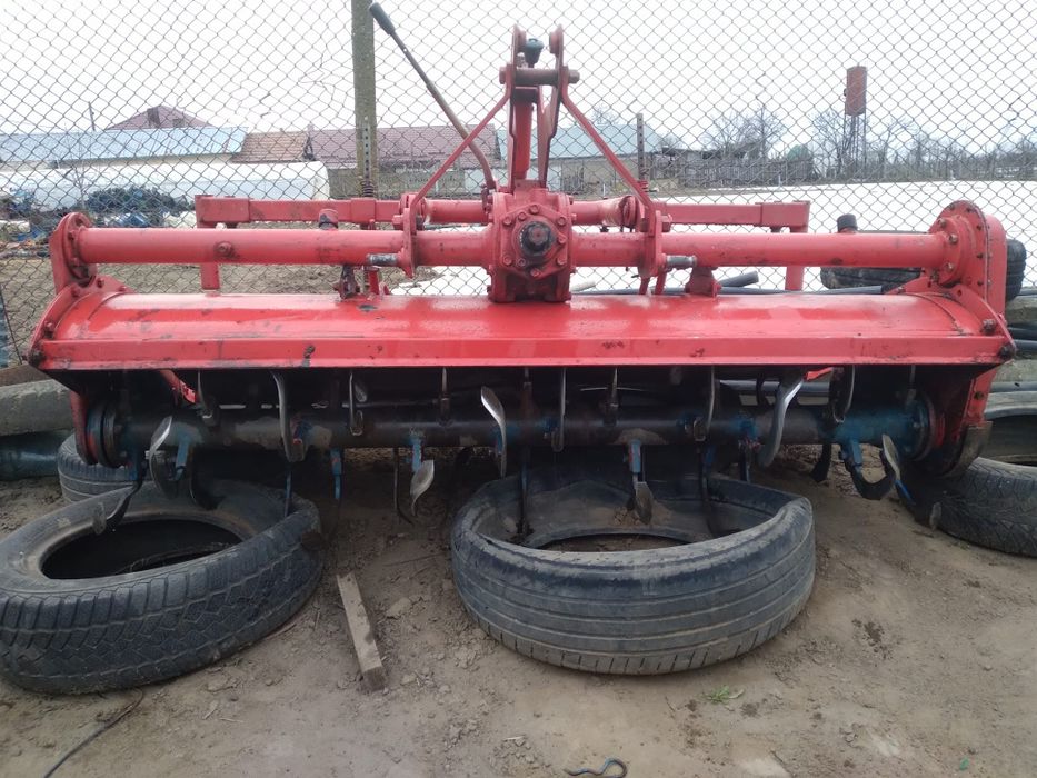 Freza mitubisi. Masa de lucru.1.60..