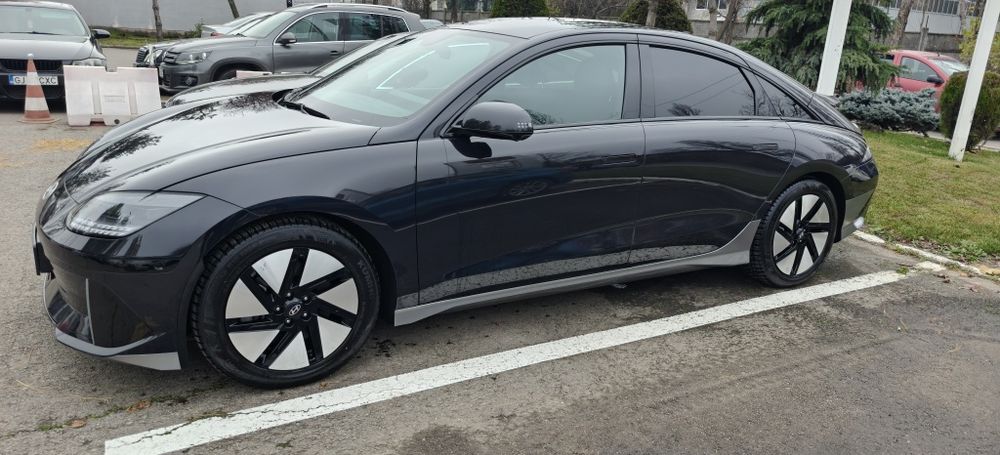 Hyundai Ioniq 6 electric model long range 77kw 229CP 2wd