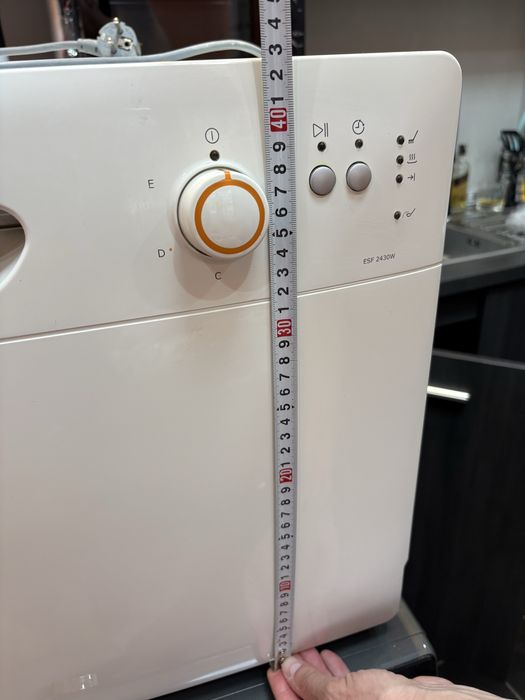 Съдомиална машина Индезит малка