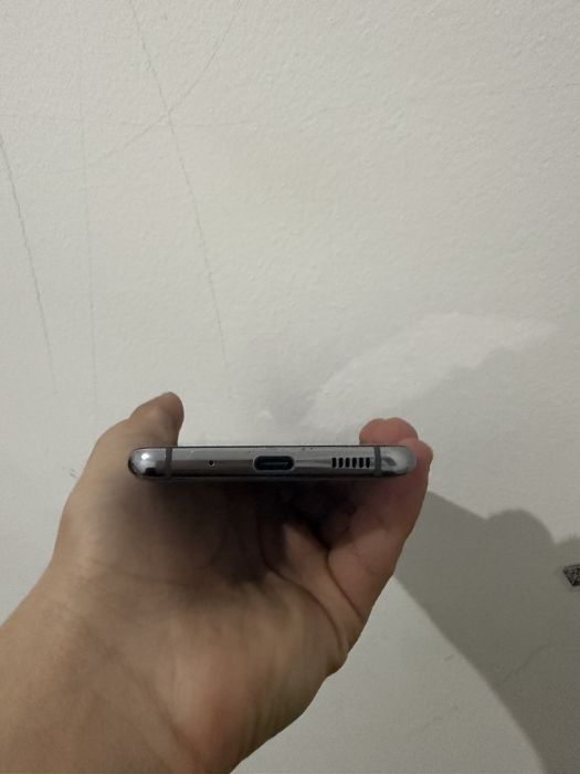 Samsung S20 5G srochna sotiladi