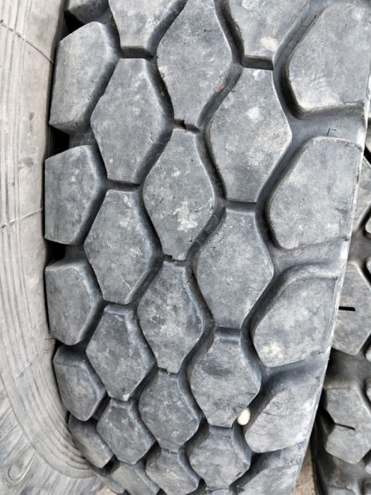 Зил балон 9.00 R20