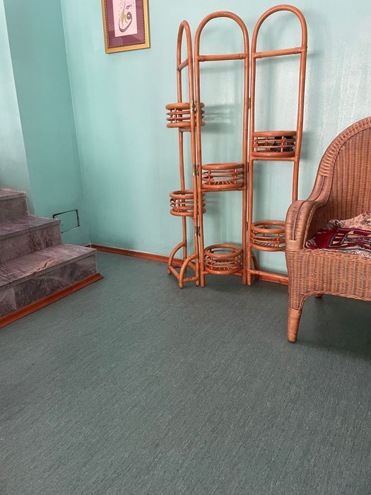 Цветочная подставка