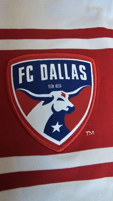 Тениска на FC Dallas .