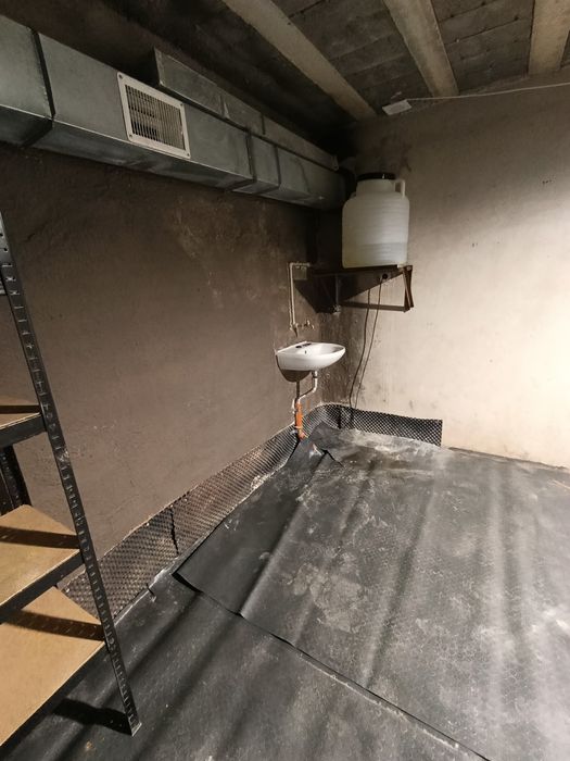 Дава се под наем Гараж / Паркомясто в Велико Търново, Бузлуджа - 40 кв.м за 86.7 € - Снимка #10