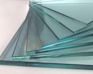 Стъклени рафтове