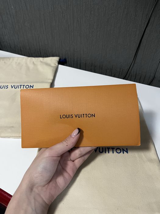 Louis Vuitton - обукви