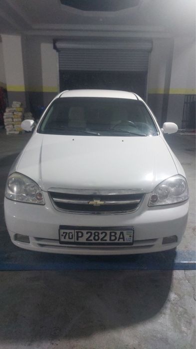 Lasetti arzonga sotiladi srochna