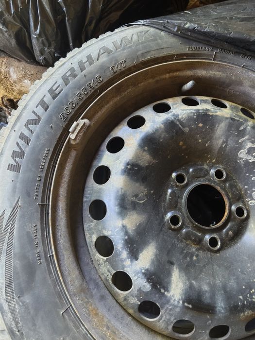Зимни гуми с джанти Firestone Winterhawk 16"