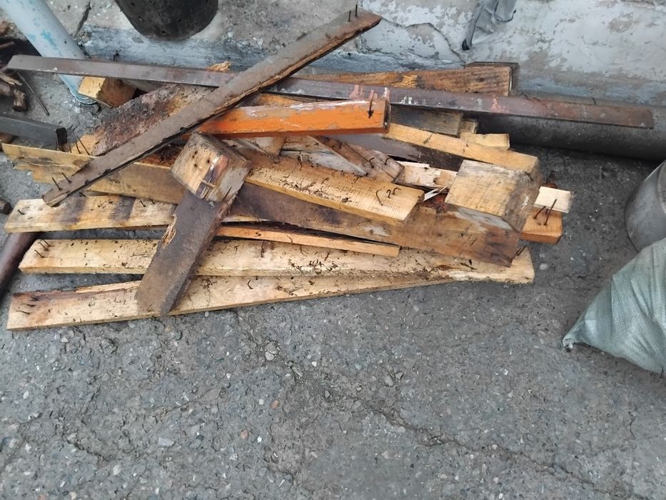 Дрова. Доставку обговорим