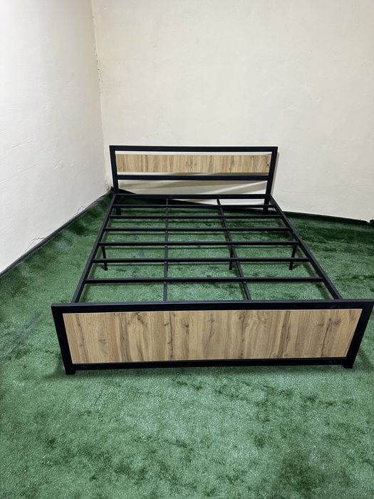 Кроват в стиле лофт