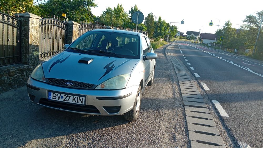 Vând sau schimb Ford Focus 1