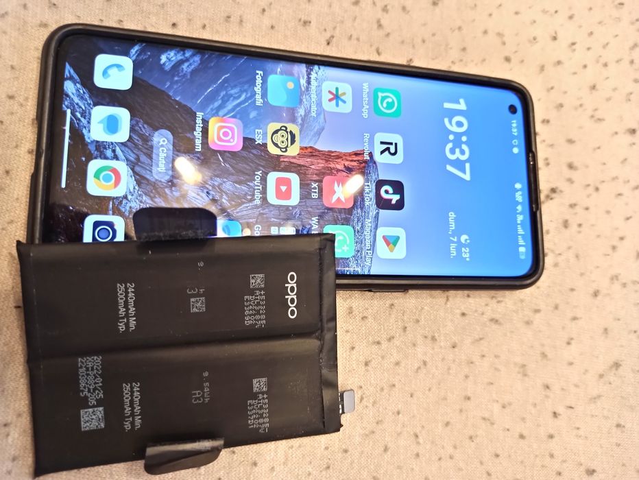 Oppo Find X5 Pro 5G, 12GB RAM / 256GB stocare