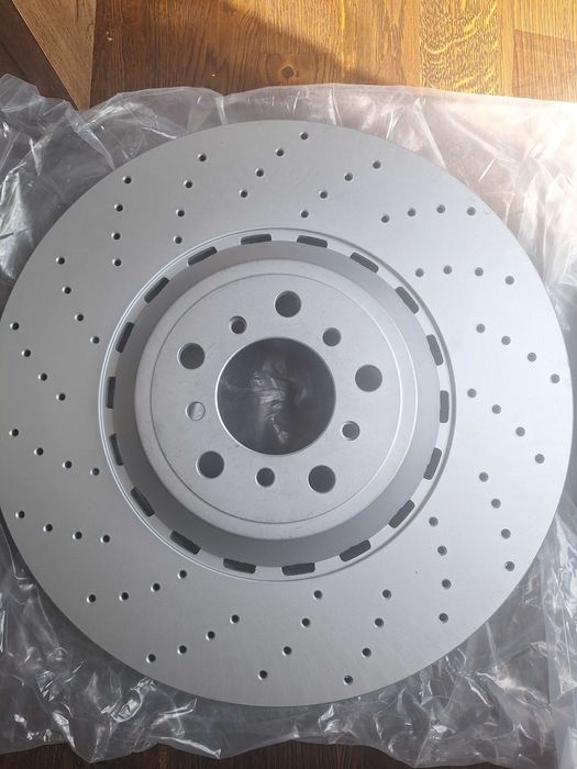 Нови спирачни дискове за BMW 5' Series M5 M6 F06 F10 F12 F13
