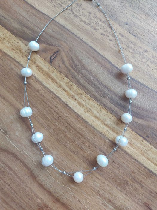 Колие с естествени перли