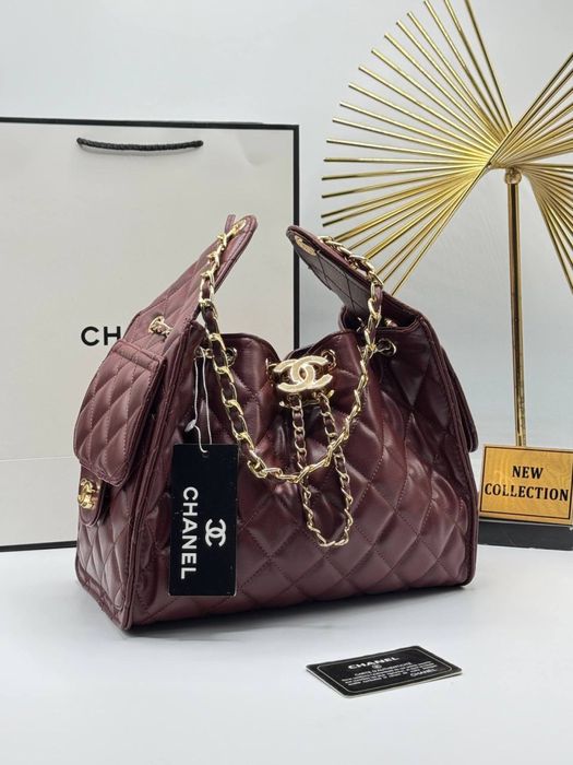 Geanta Chanel noua !!! Dimensiuni 27/22 !!!