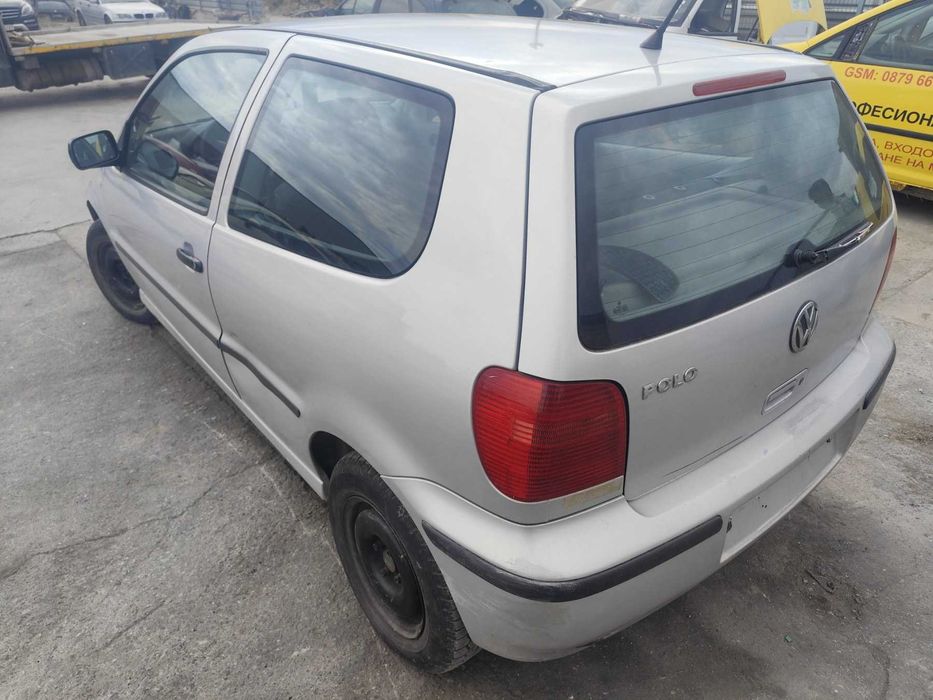 VW Polo 1.0 - 50к.с - 2000г. на части