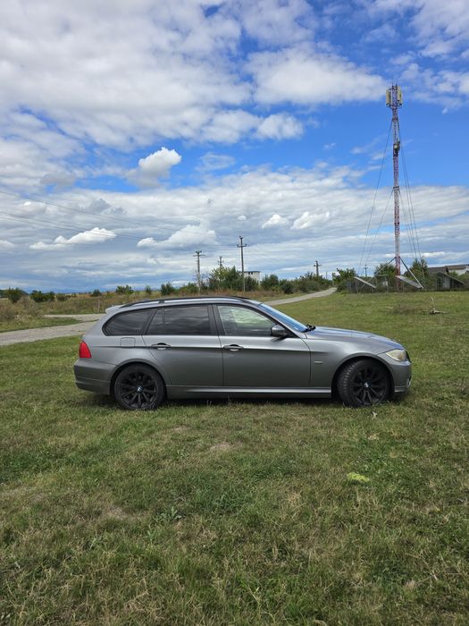 BMW Seria 3 2010 — imagine 2