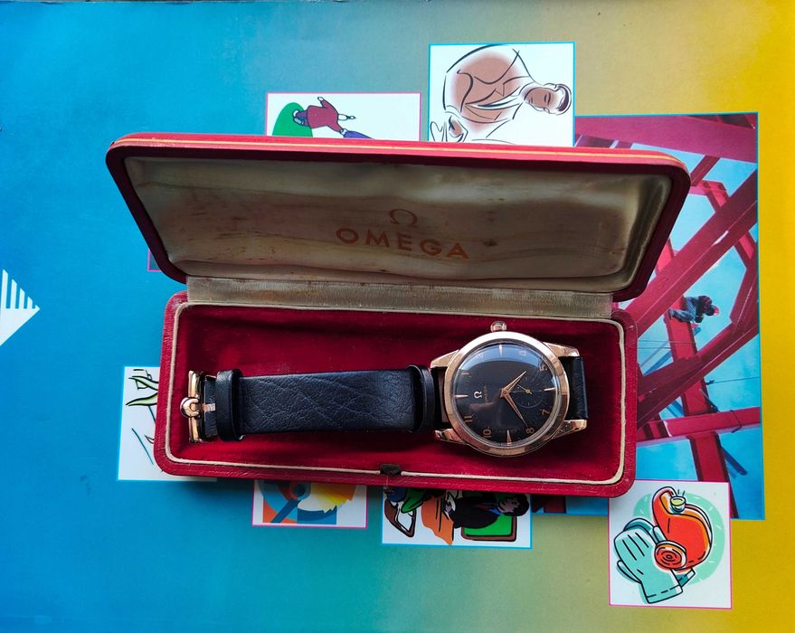 Cutie Vintage Ceas Omega colectie anii 40 piele deschidere buton