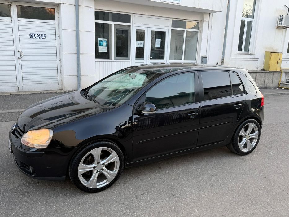 VOLKSWAGEN Golf 2007