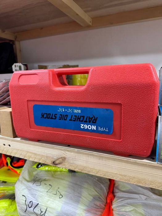 Лерка набор ( насадки для мет.турб ) truba va temirlar uchun rezba och