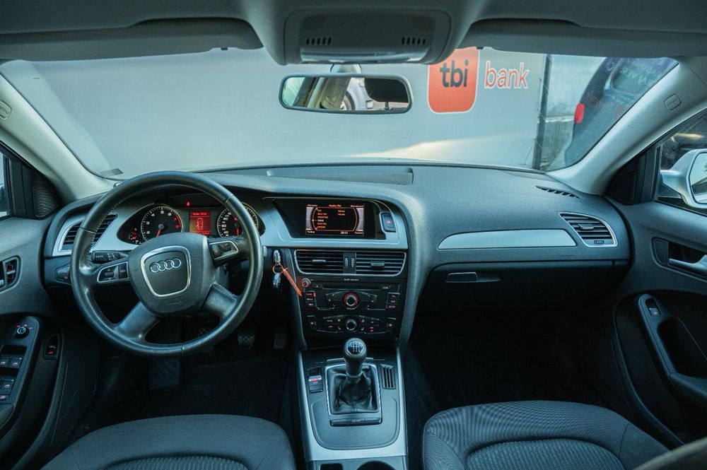 AUDI A4 2010 — imagine 3