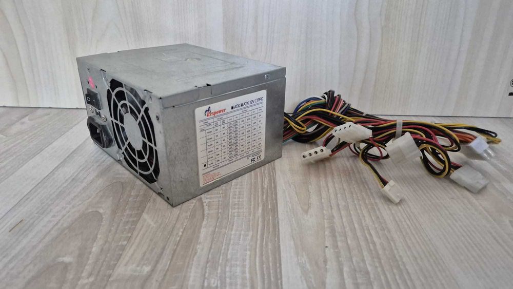 Sursa PC 250 W + cablu