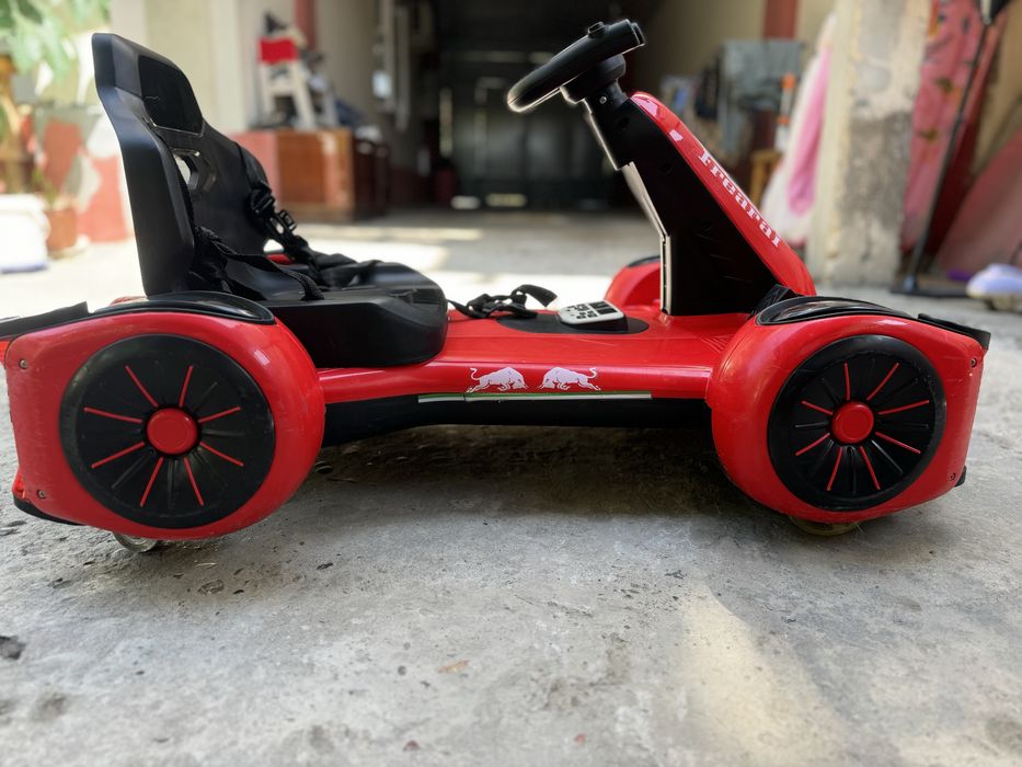 Продается детская машина