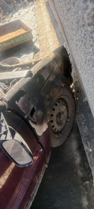 В продаже запчасти на пассат б3