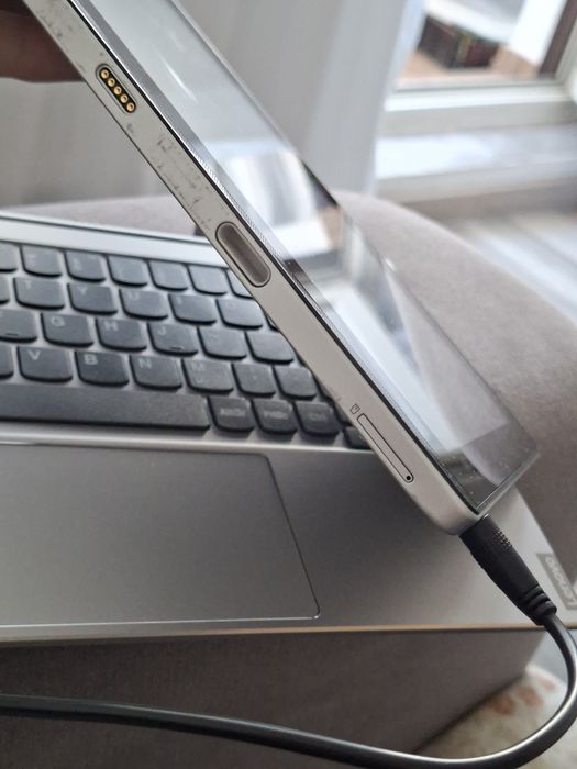 Lenovo Miix 320-10ICR 2GB Windows 10